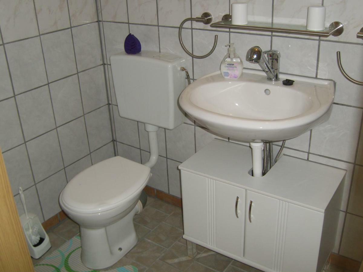B & B Gross Methling Dargun ภายนอก รูปภาพ