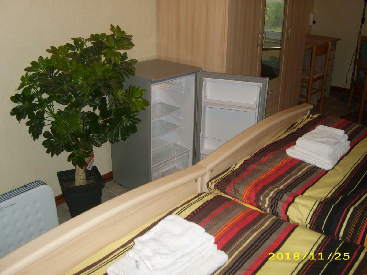 B & B Gross Methling Dargun ภายนอก รูปภาพ