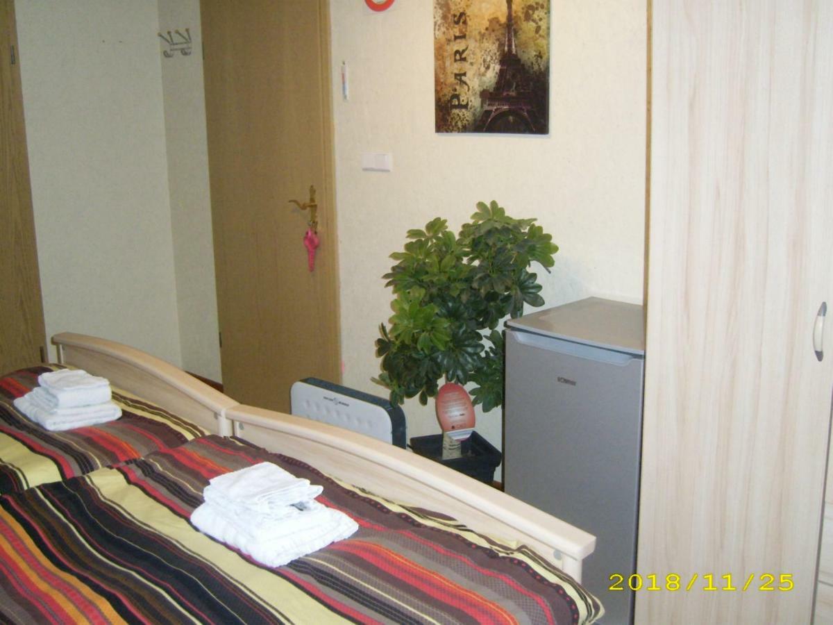 B & B Gross Methling Dargun ภายนอก รูปภาพ
